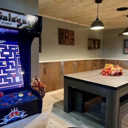 Moonshine Manor-Pets Ok-W/D-Pool Table-Arcade-Hot Tub Vila Gatlinburg Exterior foto