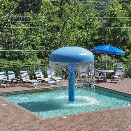 Moonshine Manor-Pets Ok-W/D-Pool Table-Arcade-Hot Tub Vila Gatlinburg Exterior foto