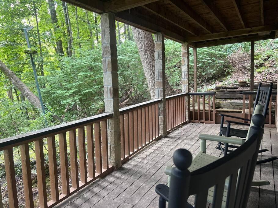 Moonshine Manor-Pets Ok-W/D-Pool Table-Arcade-Hot Tub Vila Gatlinburg Exterior foto